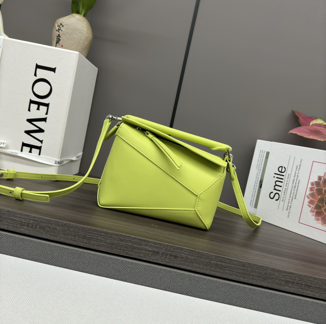 Loewe Puzzle Bags